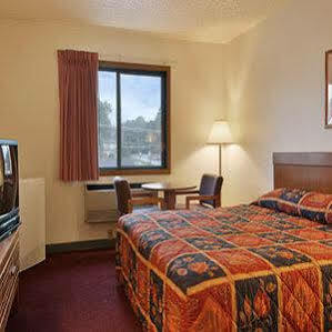 Super 8 By Wyndham Hotel Front Royal